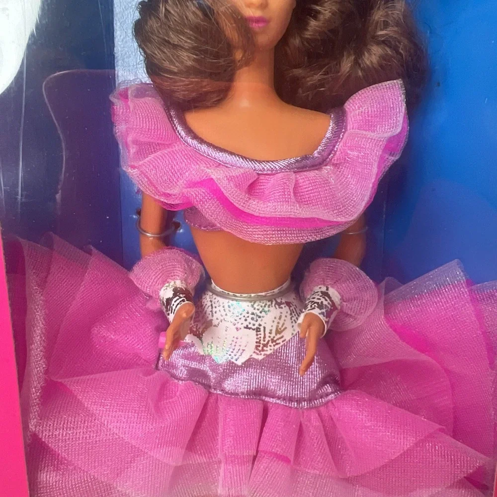 1989 Brazilian Barbie #9094 Dolls of the World NIB Vintage Mattel